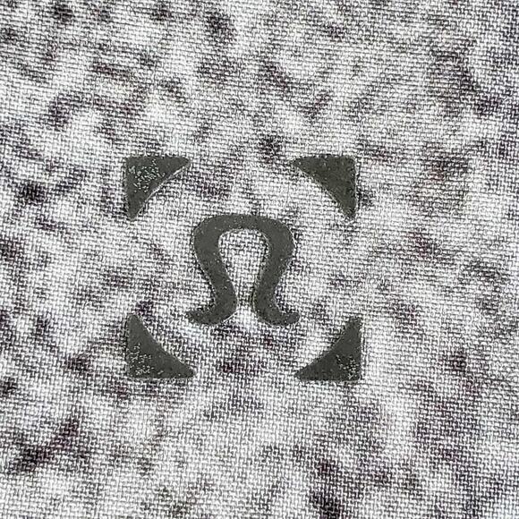 Lululemon Shorts Lined Surge Black Speckled Men’s Size Large L - Picture 6 of 9